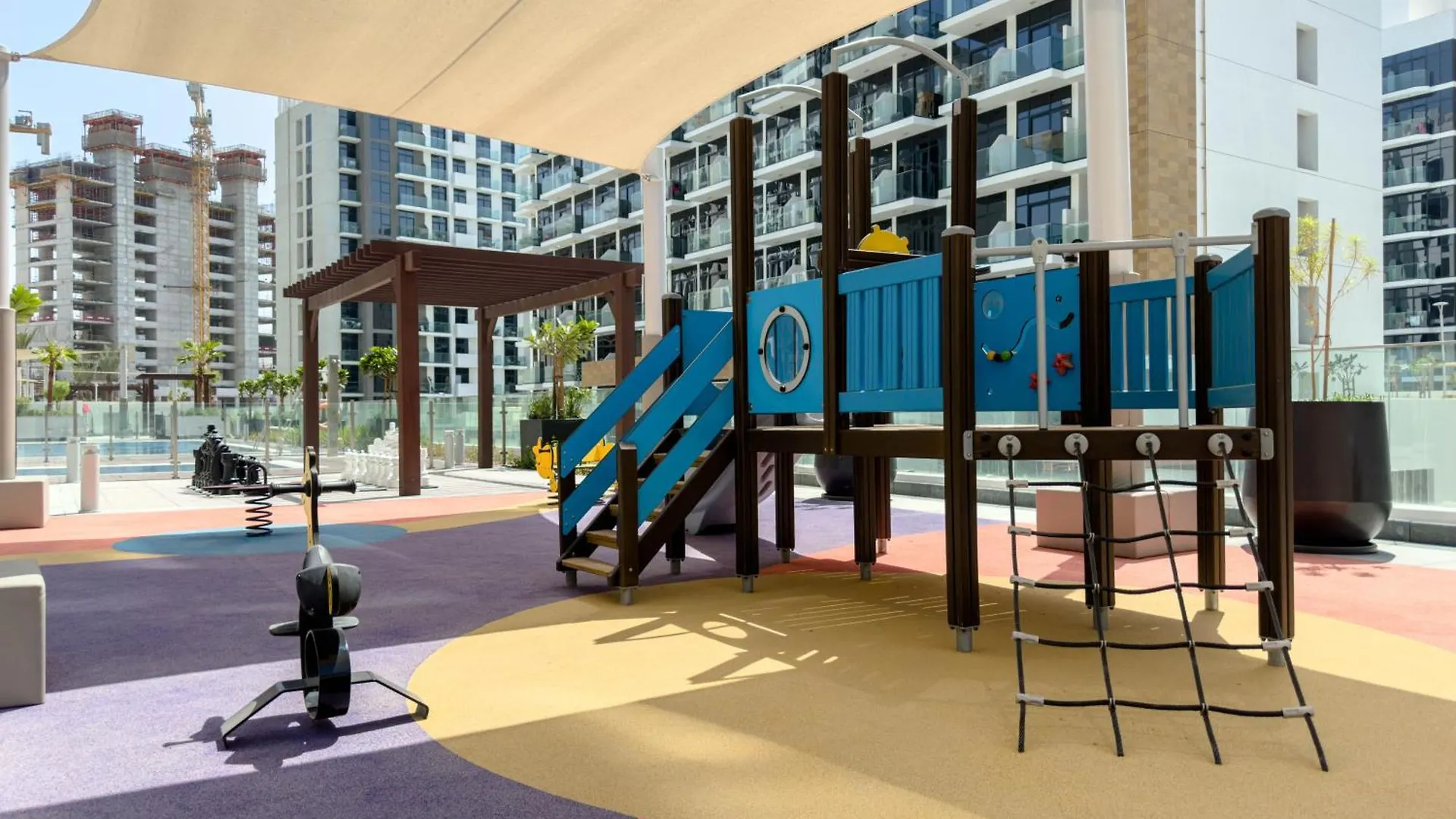 Pool View 1Br Modern & Stylish Apartment Dubai 0*,  United Arab Emirates