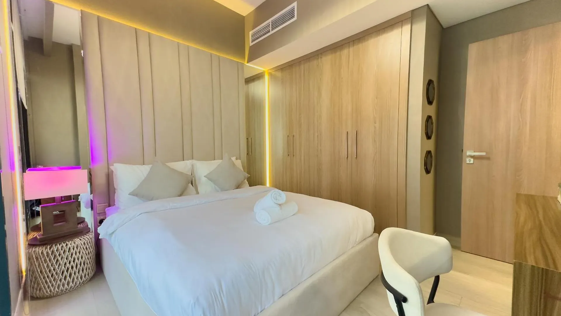 Pool View 1Br Modern & Stylish Apartment Dubai 0*,