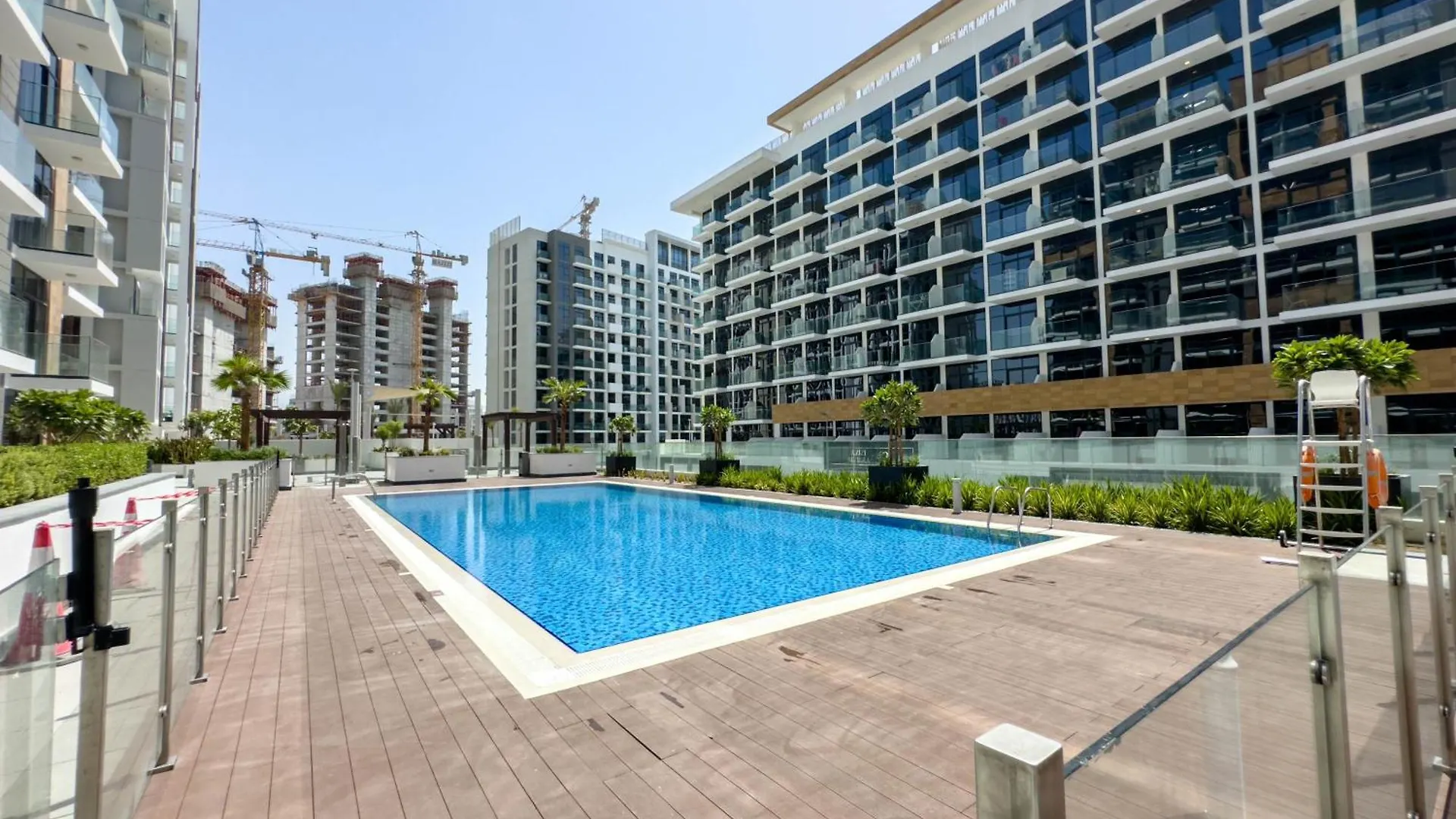 Pool View 1Br Modern & Stylish Apartment Dubai United Arab Emirates